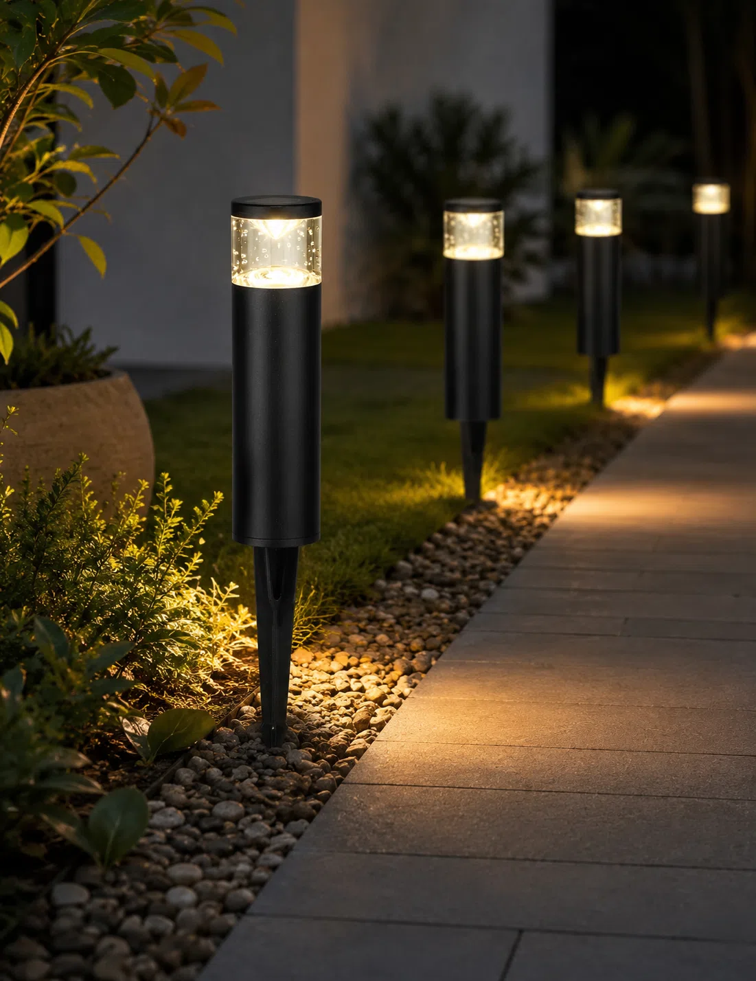 Solar Courtyard Column Light (1–2m) — image 4